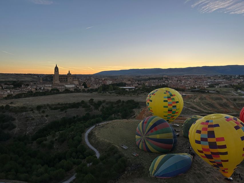 Segovia Hot Air Balloon Ride - Languages and Highlights