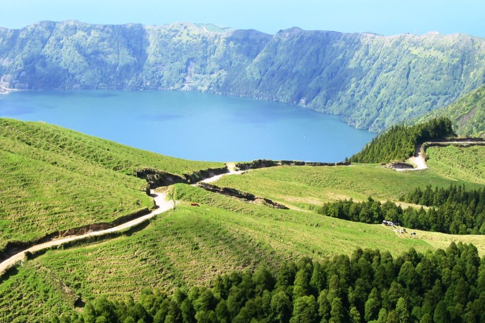 Sete Cidades Azores 4x4 Day Tour From Ponta Delgada - Tour Highlights