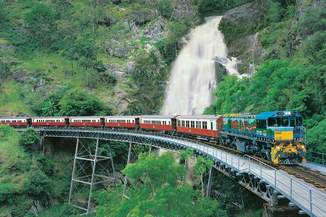 Small Group Kuranda Tour via Kuranda Scenic Rail and Skyrail - Exploring Kuranda Village