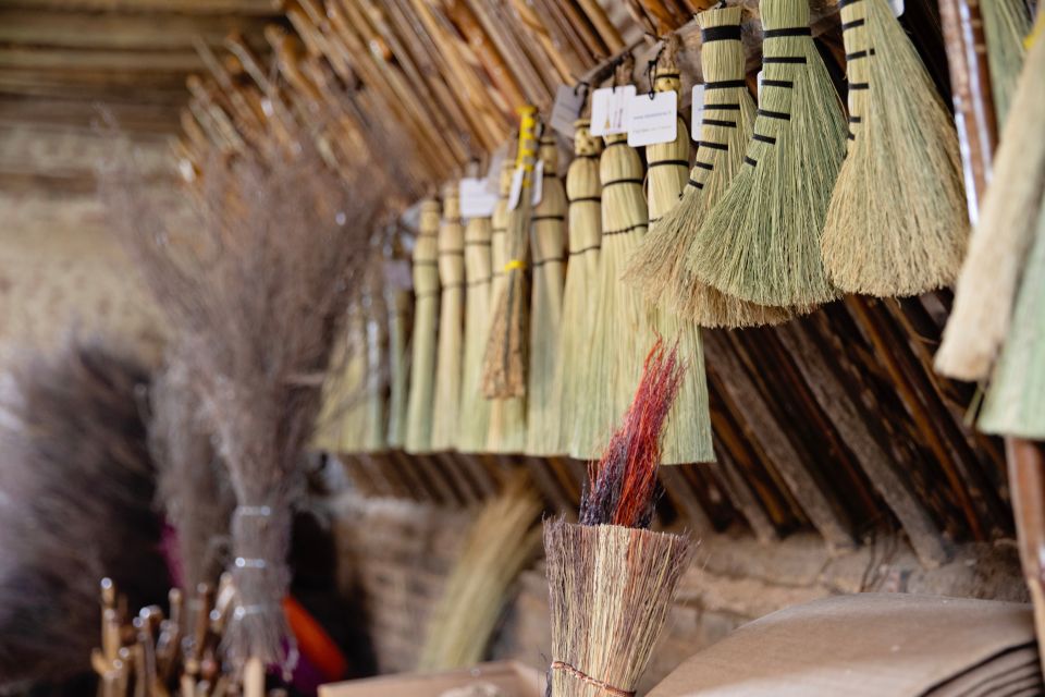 Special Visit to the House of Oarsmen + the Art of Wood - Uncovering Sorghum Culture Secrets