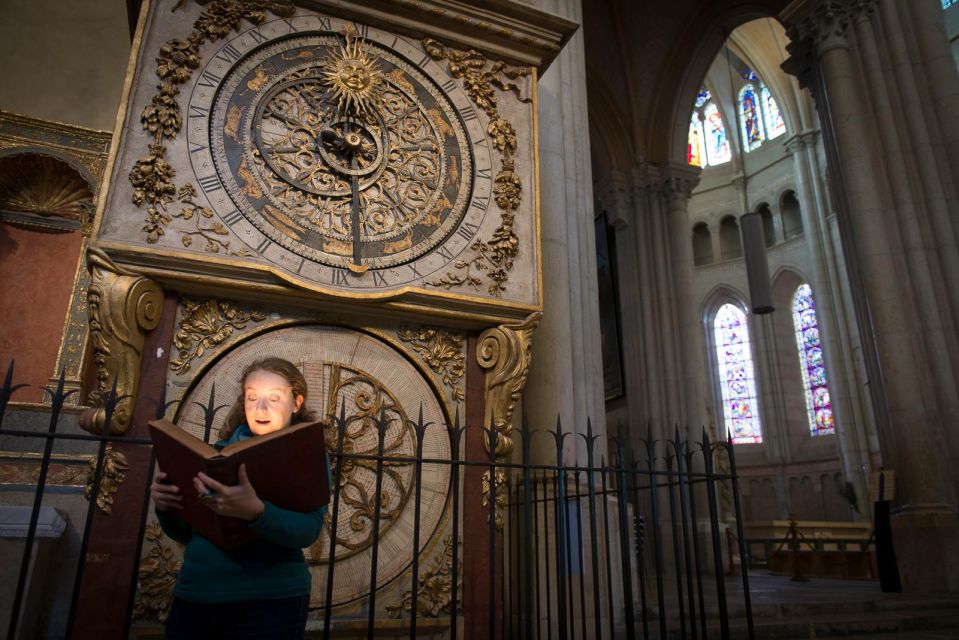 Storytelling Tour of the Vieux-Lyon for Children in French - Explore the Historic Vieux-Lyon