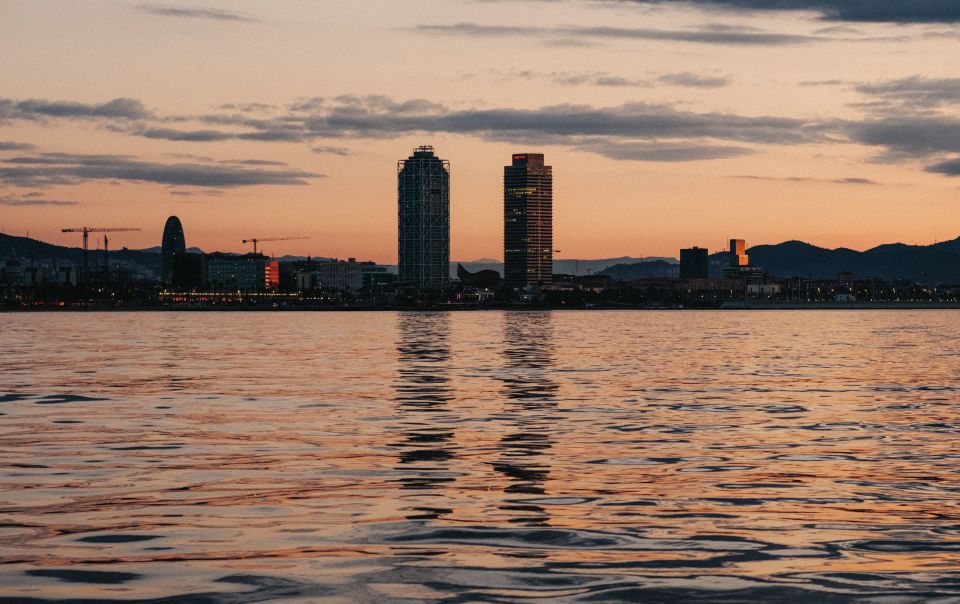 Sunrise Cruise in Barcelona - Small-Group Sailing - Inclusions