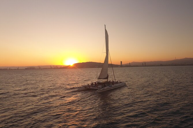 Sunset Jazz Cruise in Barcelona - Inclusions