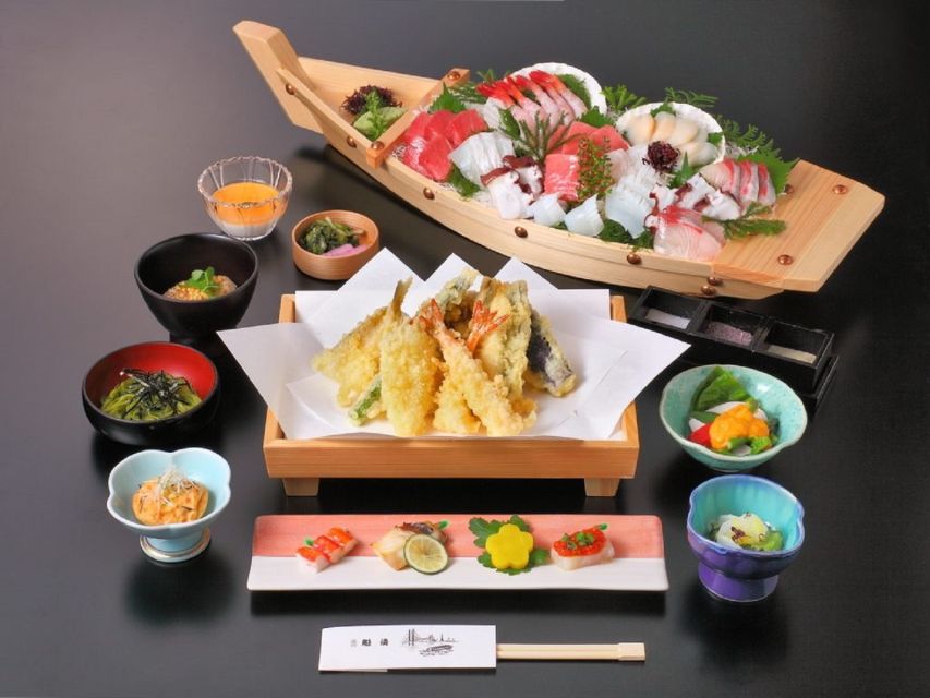 Tokyo Bay: Traditional Japanese Yakatabune Dinner Cruise - Experience the Tokyo Bay Scenery