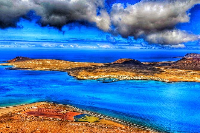 Tour to Timanfaya, Jameos Del Agua, Cueva De Los Verdes and Viewpoint From the Cliff - Discovering Jameos Del Agua