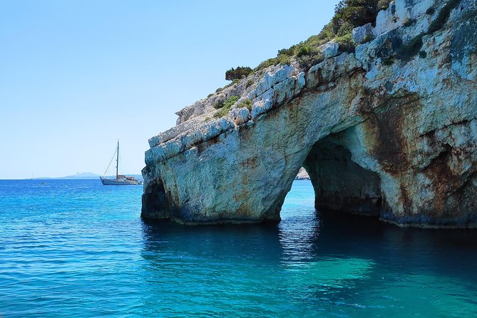 Zakynthos Private Tour to Shipwreck and Blue Caves - Reviews and Feedback Overview