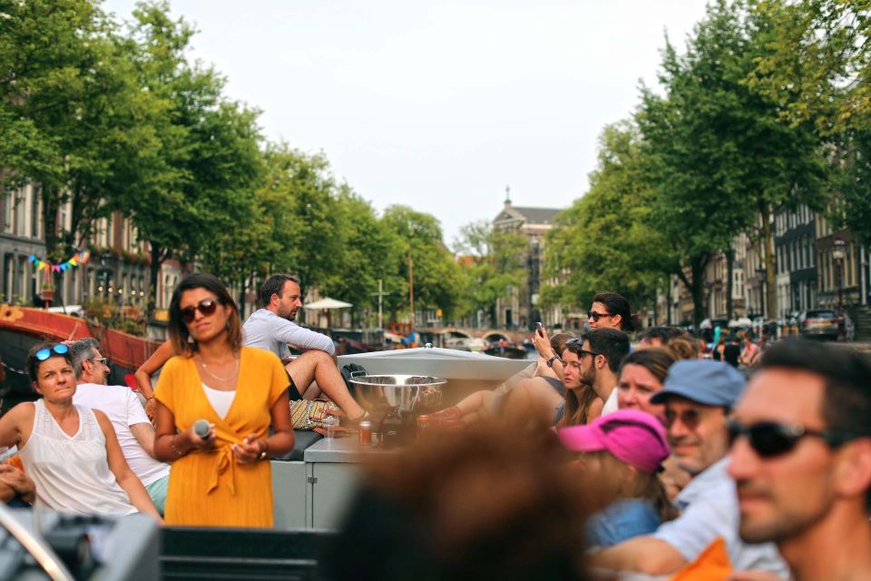 Amsterdam: Apéro Boat Cruise With a French Guide & Aperitif - Customer Reviews