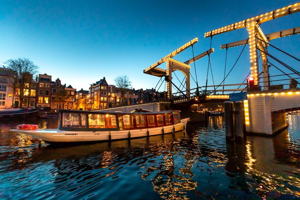 Amsterdam: Guided Evening Cruise With Bar on Board - Review Summary