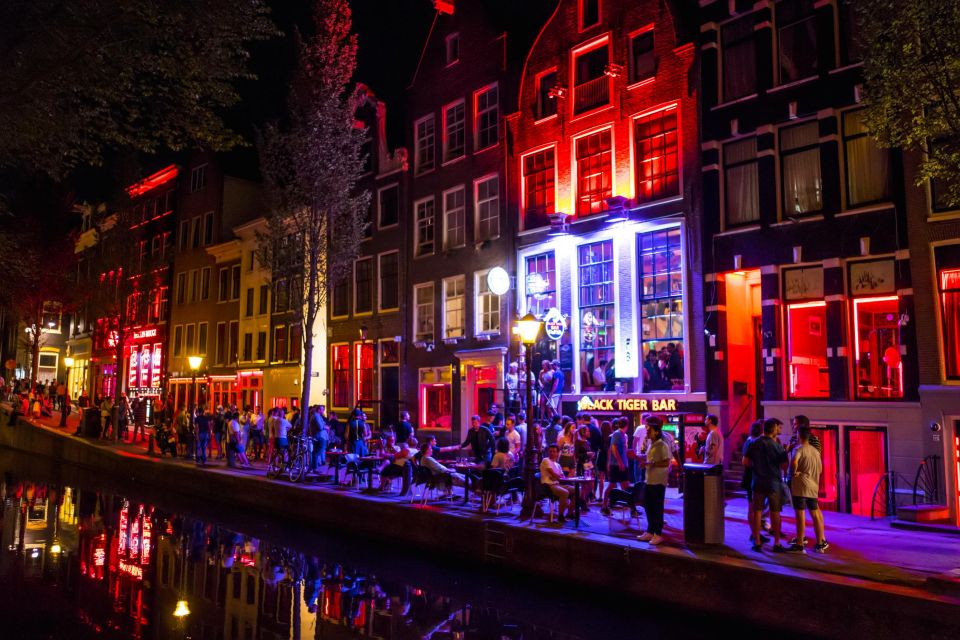 Amsterdam Red Light District: Walking Tour With Audio Guide - Tour Description