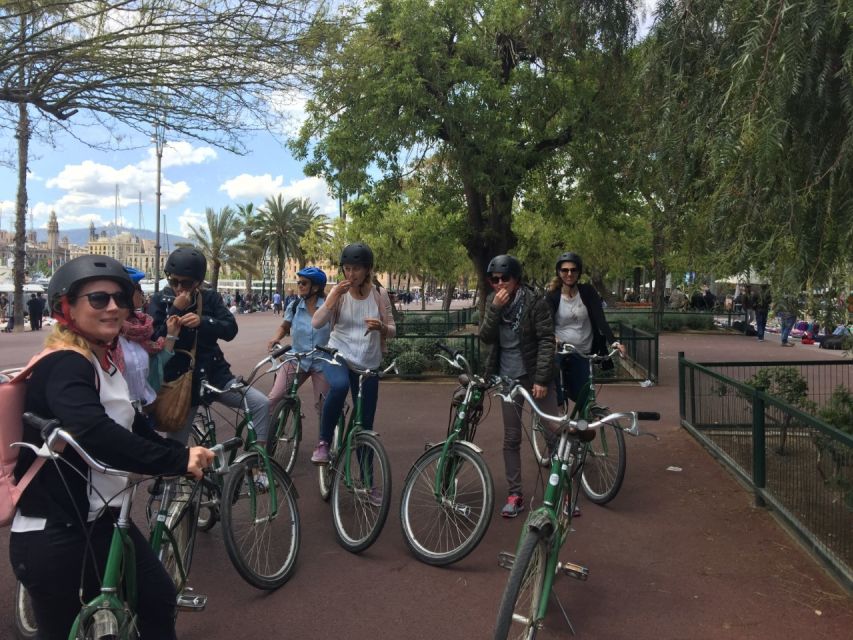 Barcelona: Faces of the City Bike Tour - Description