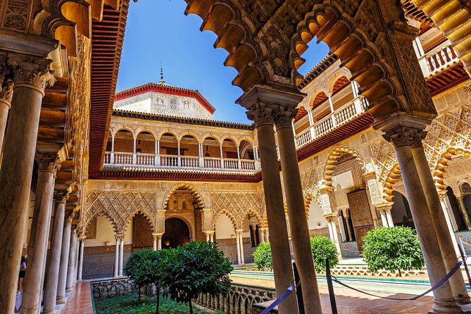 Cathedral, Alcazar and Giralda Guided Tour With Priority Tickets - Priority Access Benefits