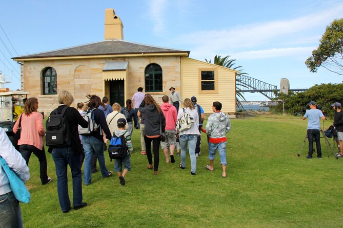 Convicts & Castles: Goat Island Walking Tour Including Sydney Harbour Cruise - Meeting and Pickup Information