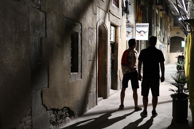 Explore Hidden Streets of Barcelona With a Local - Important Information