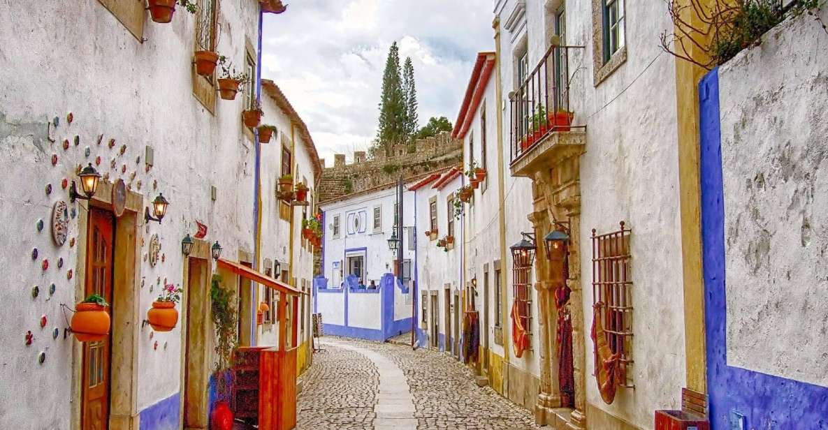 From Lisbon: Óbidos and Nazaré Private Half-Day Tour - Tour Description