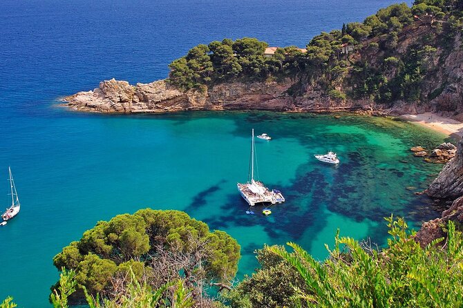 Girona & Costa Brava Small-Group Tour With Pickup From Barcelona - Pickup Information