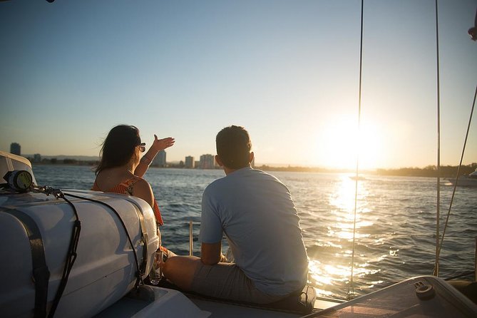 Gold Coast Sunset Cruise With Sparkling Wine & Nibbles Platter - Onboard Experience and Amenities