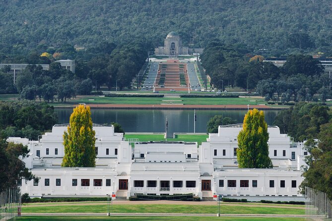 Highlights of Canberra Full Day Tour - Must-See Attractions in Canberra