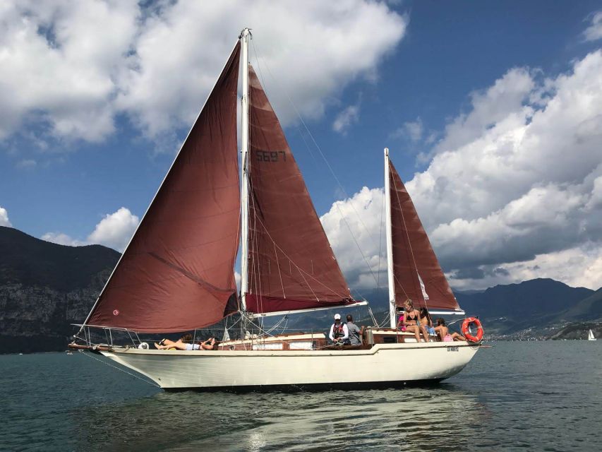 Iseo Lake: Tours on a Historic Sailboat - Inclusions and Options