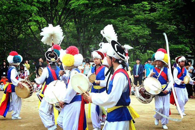 Korean Folk Village Half-Day Guided Tour From Seoul - Exploring Korean Folk Village