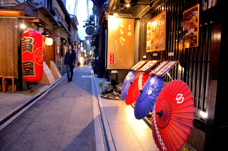 Kyoto: Casual Pontocho Evening Food Tour - Full Description