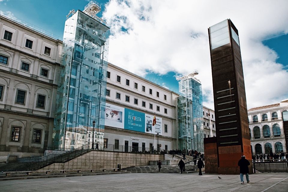 Madrid: Reina Sofia Museum Skip-the-Line Guided Museum Tour - Includes