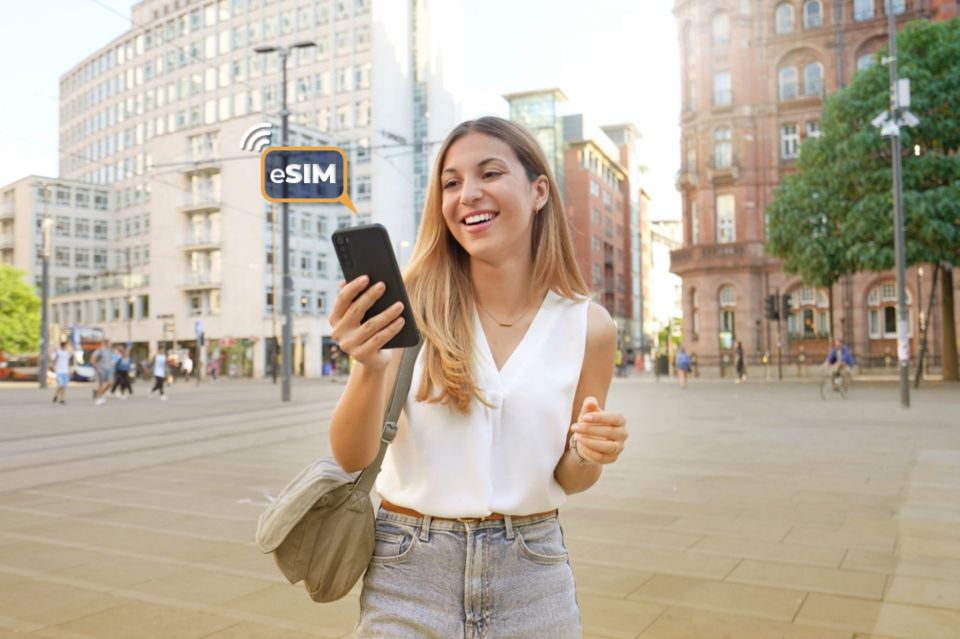 Manchester: Esim Card With Unlimited 4G Uk-Wide Mobile Data - Flexible Booking Options Available