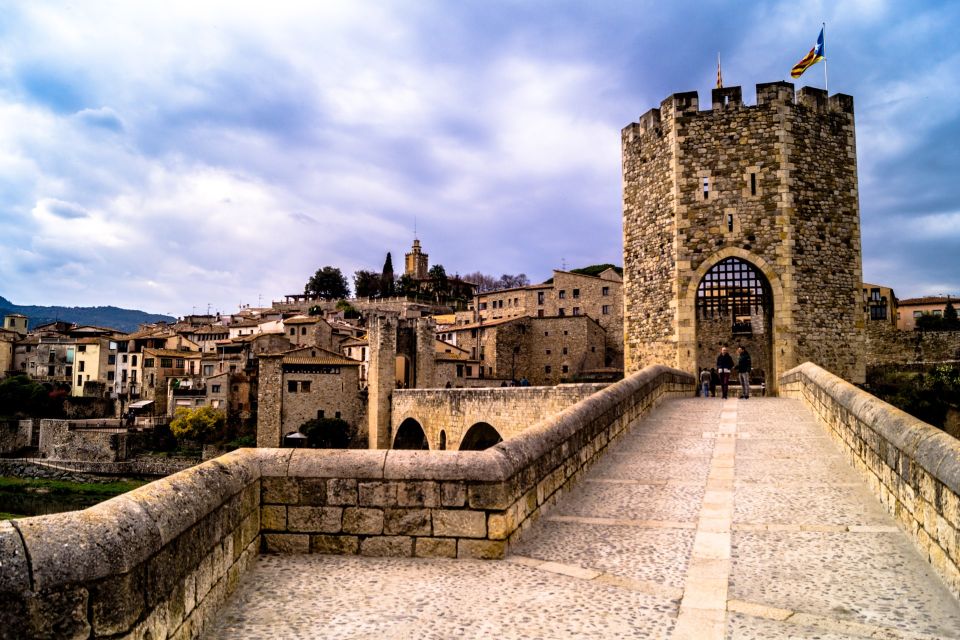 Medieval Towns of Catalonia Full-Day Car Trip From Barcelona - Important Information