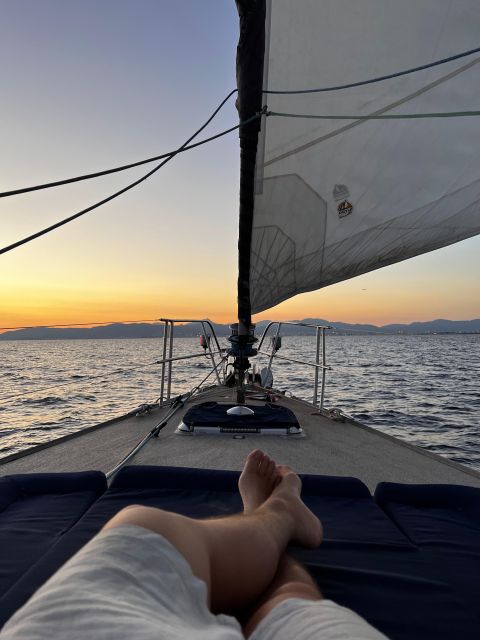 Palma De Mallorca: Sailboat Dinner and Movie Night - Full Description