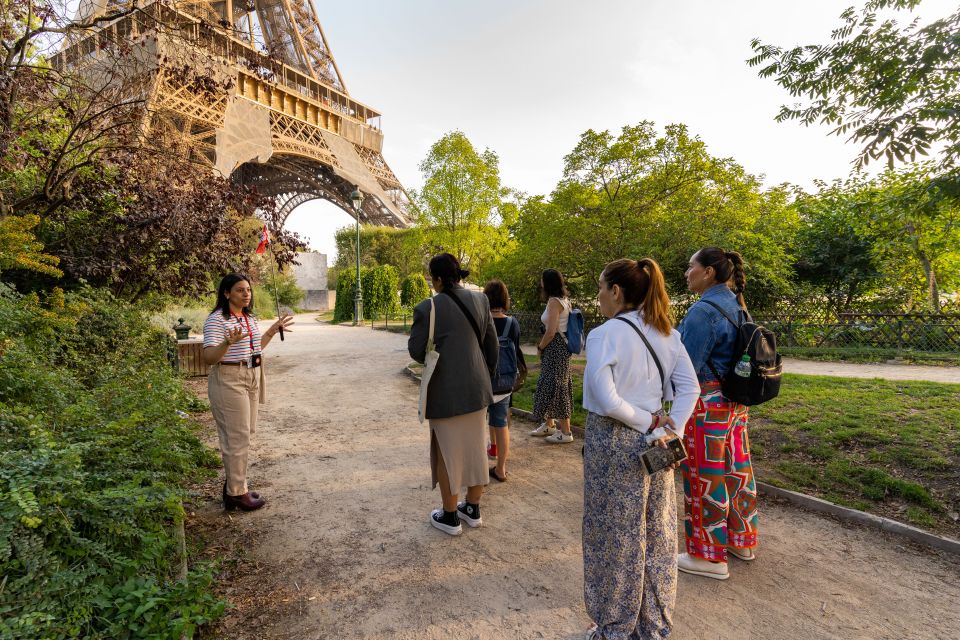 Paris: Eiffel Tower Guided Tour by Elevator - Customer Reviews