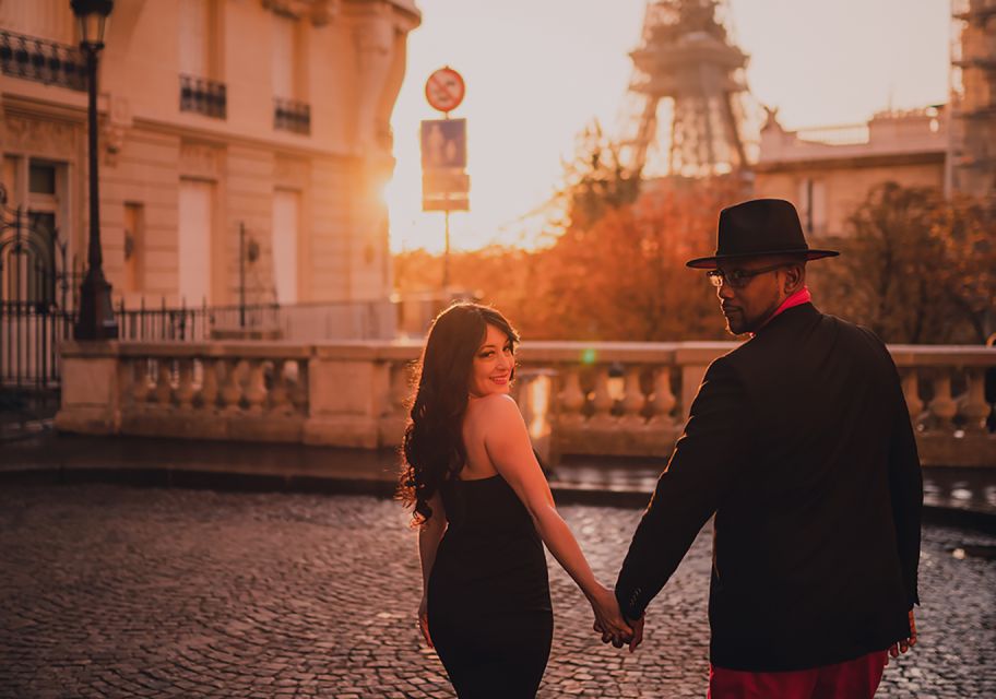 Photo Session in Paris With a Pro - Accessibility and Group