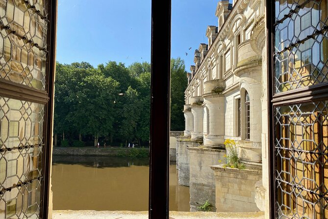 Private Chenonceau, Chambord Minivan Trip From Paris Wine Tasting - Pricing Information