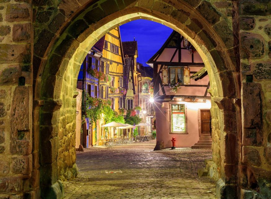 Riquewihr : Christmas Markets Festive Digital Game - Gameplay and Creative Challenges