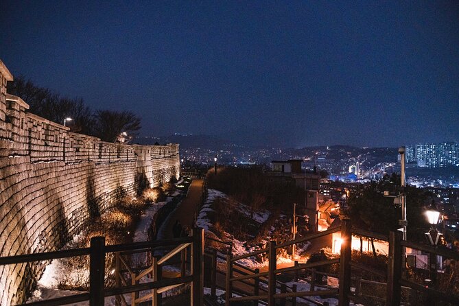 Seoul Moonlight Walking Tour With Local Historian - Highlights of the Moonlight Walking Tour