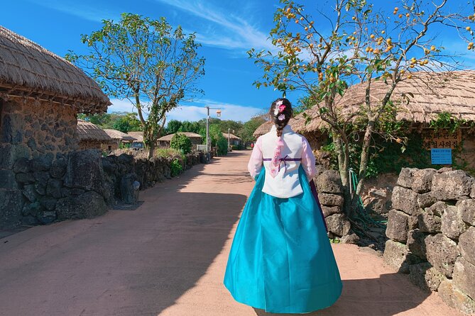 UNESCO and HANBOK Experience Private Tour Package in Jeju Island - Hanbok Experience and Tradition