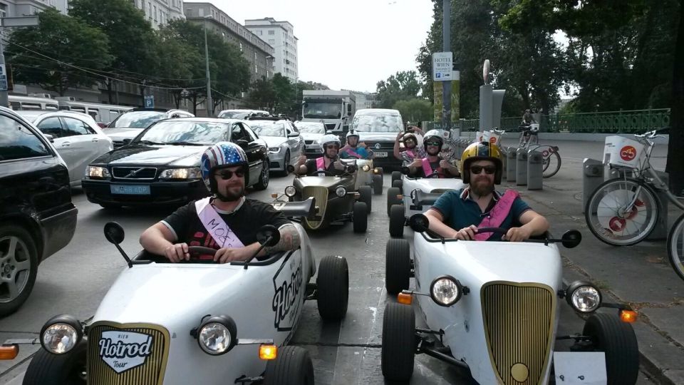 Vienna: Sightseeing Tour in Hotrod - Tour Experience