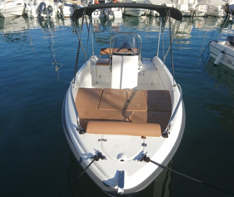 Benalmádena: Private Boat Rental Without a License - Preparation and Restrictions