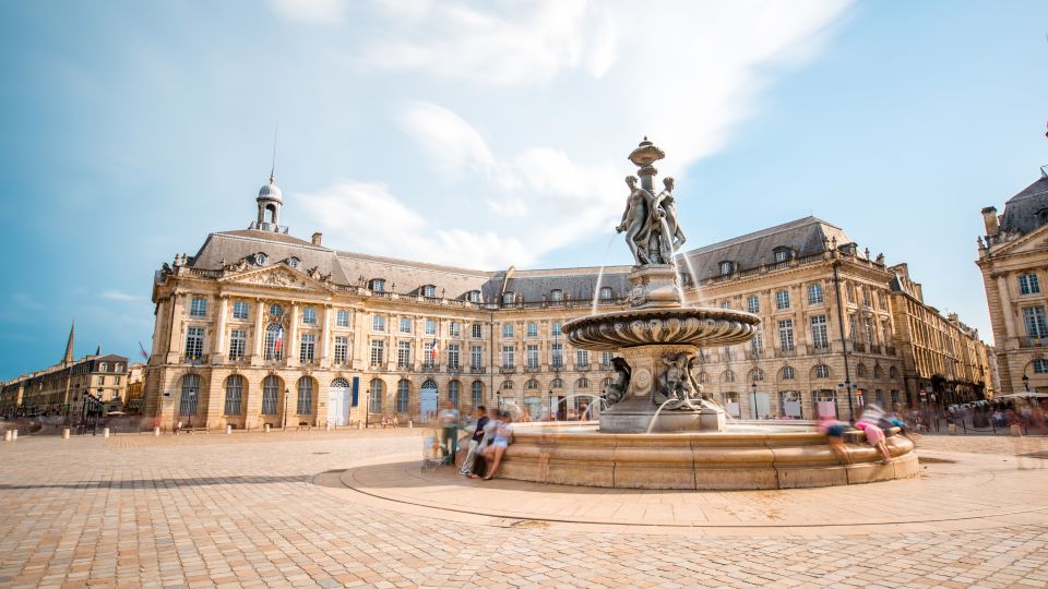 Bordeaux: First Discovery Walk and Reading Walking Tour - Practical Tour Essentials