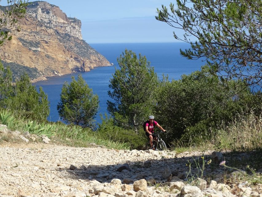 Cassis: Calanques and Viewpoints Tour by Mountain E-Bike - Meeting Point and Directions