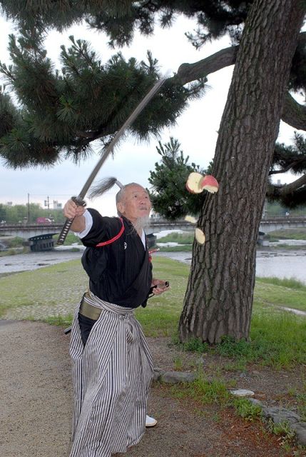 Cool Kyoto: 5-Hour Walking Tour With the Last Samurai - Participant Information