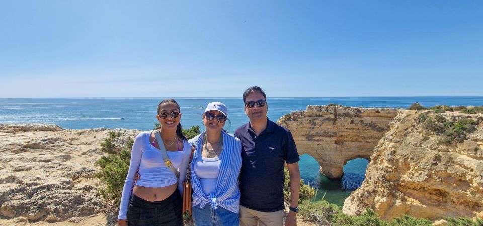 From Lisbon: Transfer to Seville With Stops in Algarve - Explore Algarve Towns and Beaches