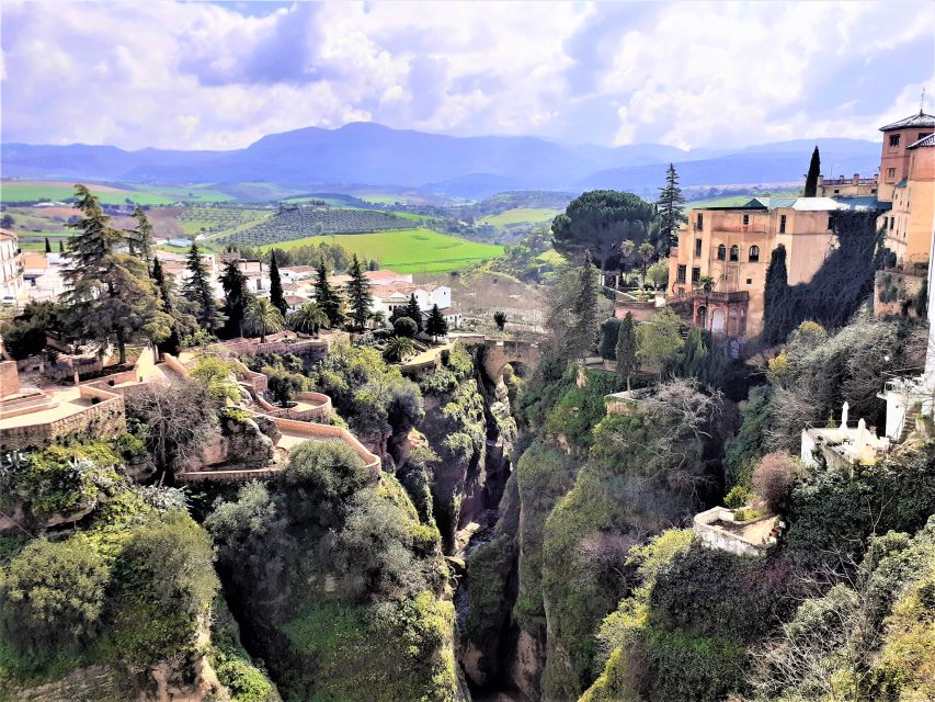 From Marbella: Ronda & Setenil De Las Bodegas Private Trip - Experience