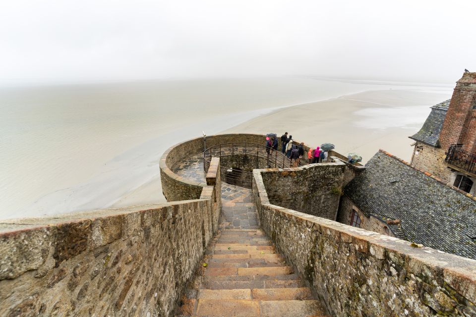 From Paris: Mont Saint Michel Day Trip With a Guide - Meeting Point