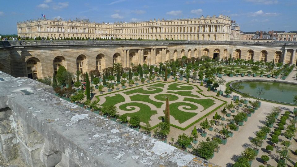 From Paris: Versailles Palace and Gardens Guided Experience - Enjoy Free Time in Versailles