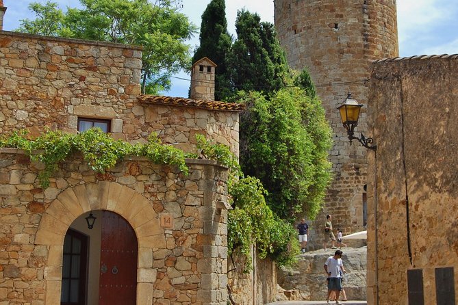 Girona & Costa Brava Small-Group Tour With Pickup From Barcelona - Reviews