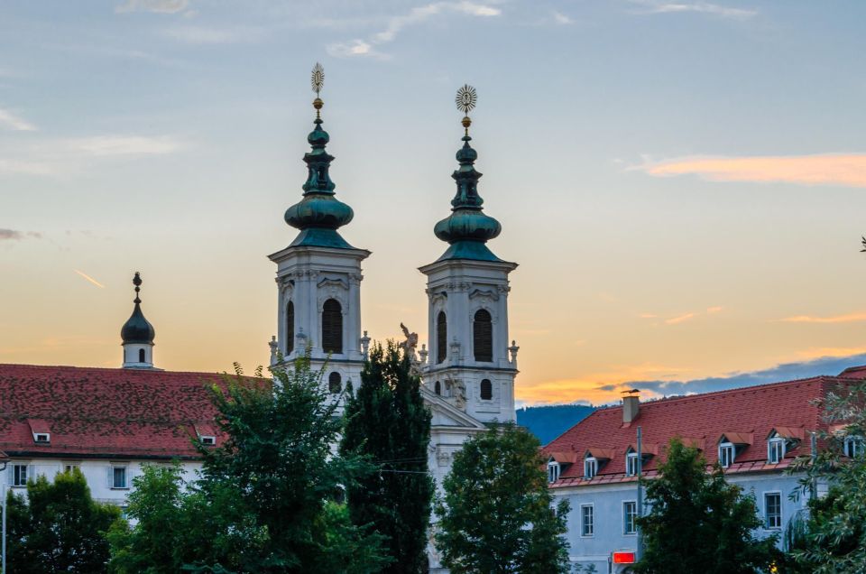 Graz: Private Exclusive History Tour With a Local Expert. - Important Tour Information