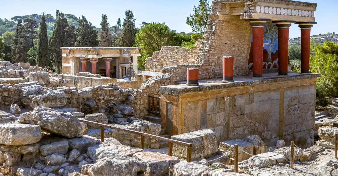 Knossos Palace Skip-the-Line Ticket & Private Guided Tour - What to Bring