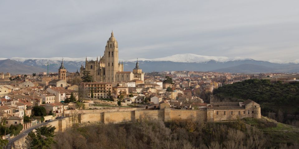 Madrid: Private 12-Hour Tour to Ávila and Segovia - Customer Review