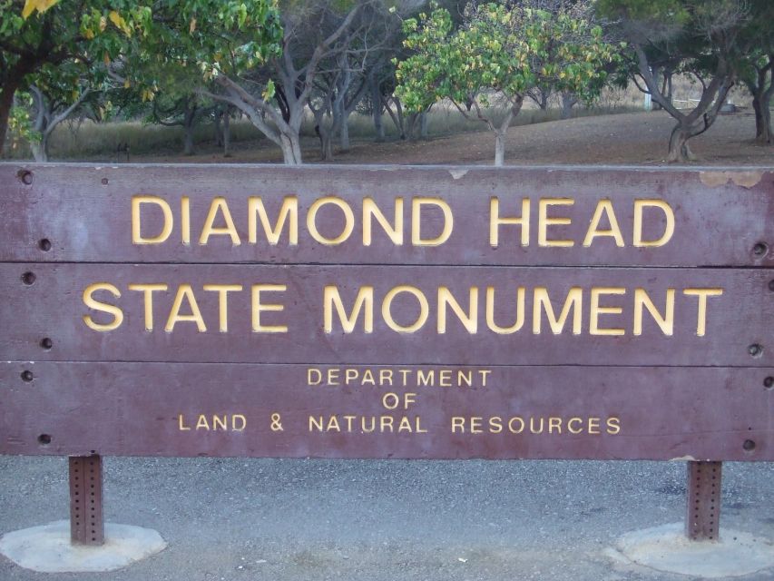 Oahu: Diamond Head Sunrise Hike With Acai Bowl and Malasada - Highlights