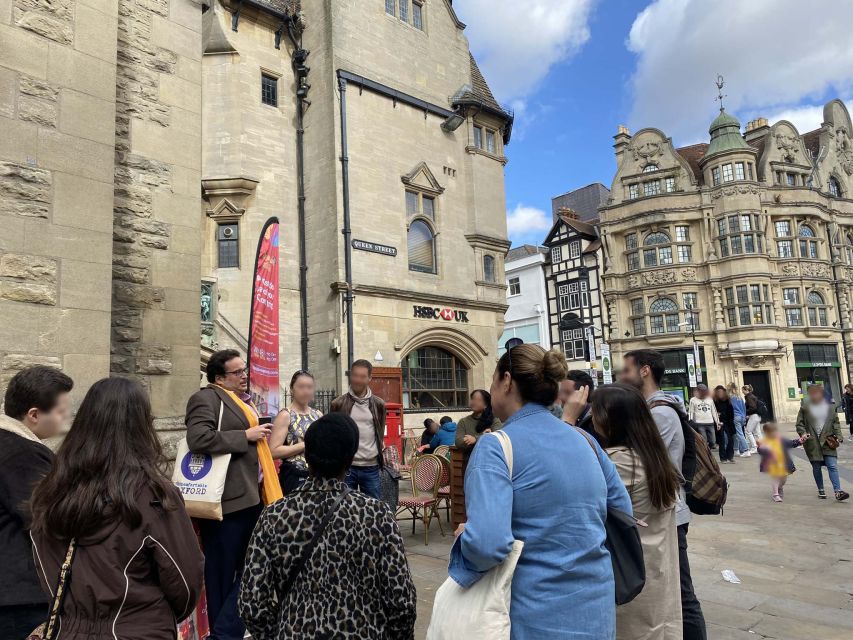 Oxford: Uncomfortable Oxford™ Walking Tour - Meeting Point