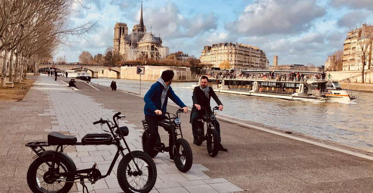 Paris: City Highlights Private Electric Bike Tour With Video - Tour Guide